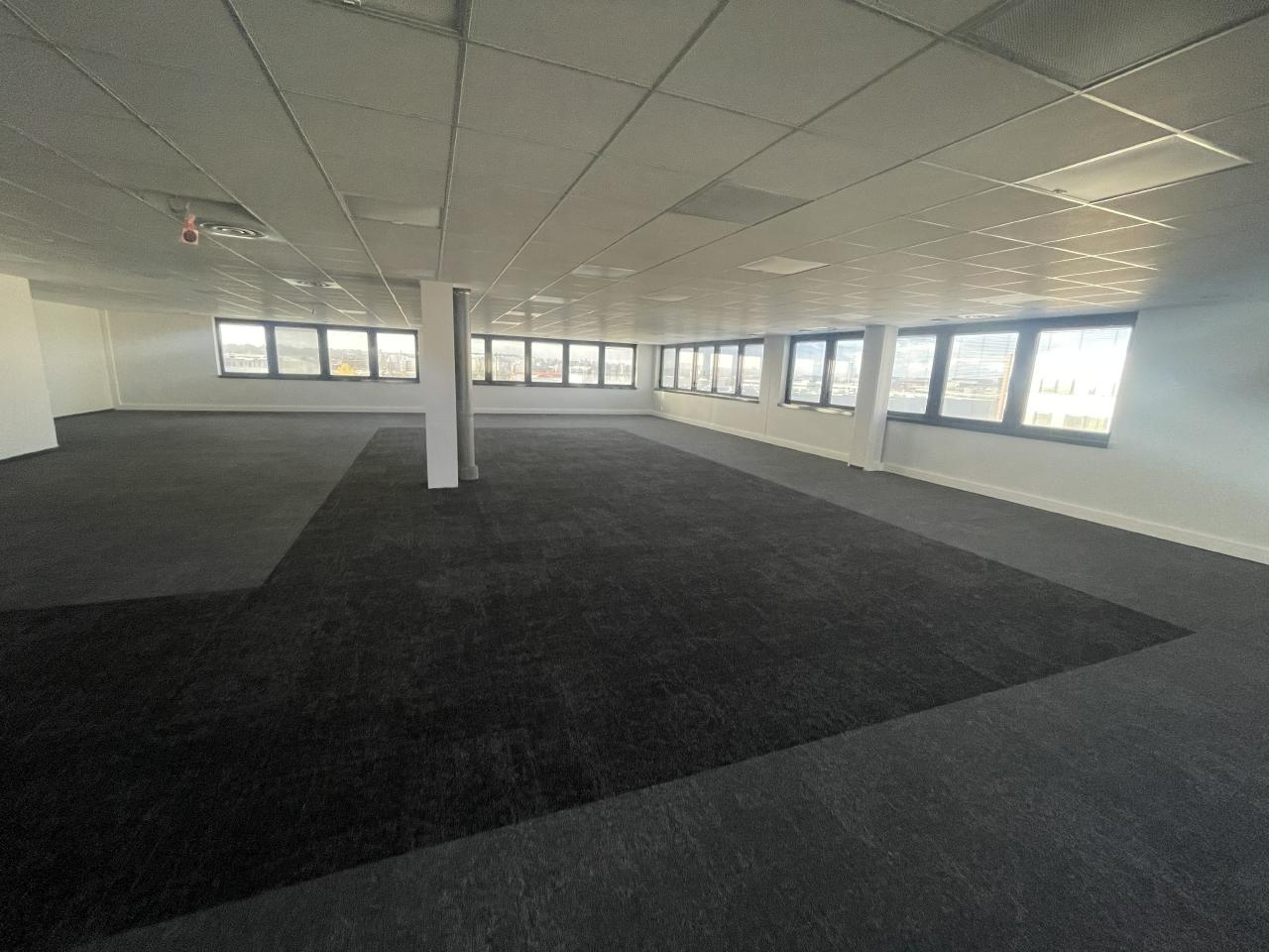 Bureau Toulouse 330m² Location bureau Toulouse Haute-Garonne OLBUR2200761 1